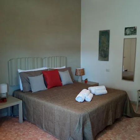 Myhouse Affittacamere *
